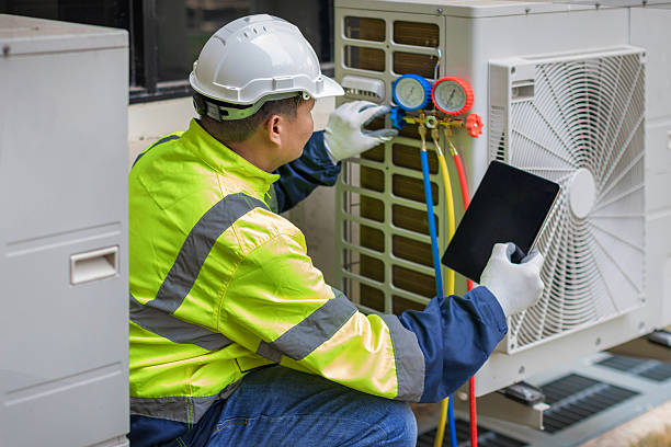 Professional Hvac technician working in Indian Springs, NV